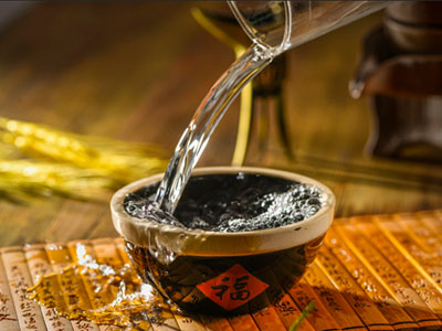 答疑中小白酒企业，爱码物联助力市场营销！